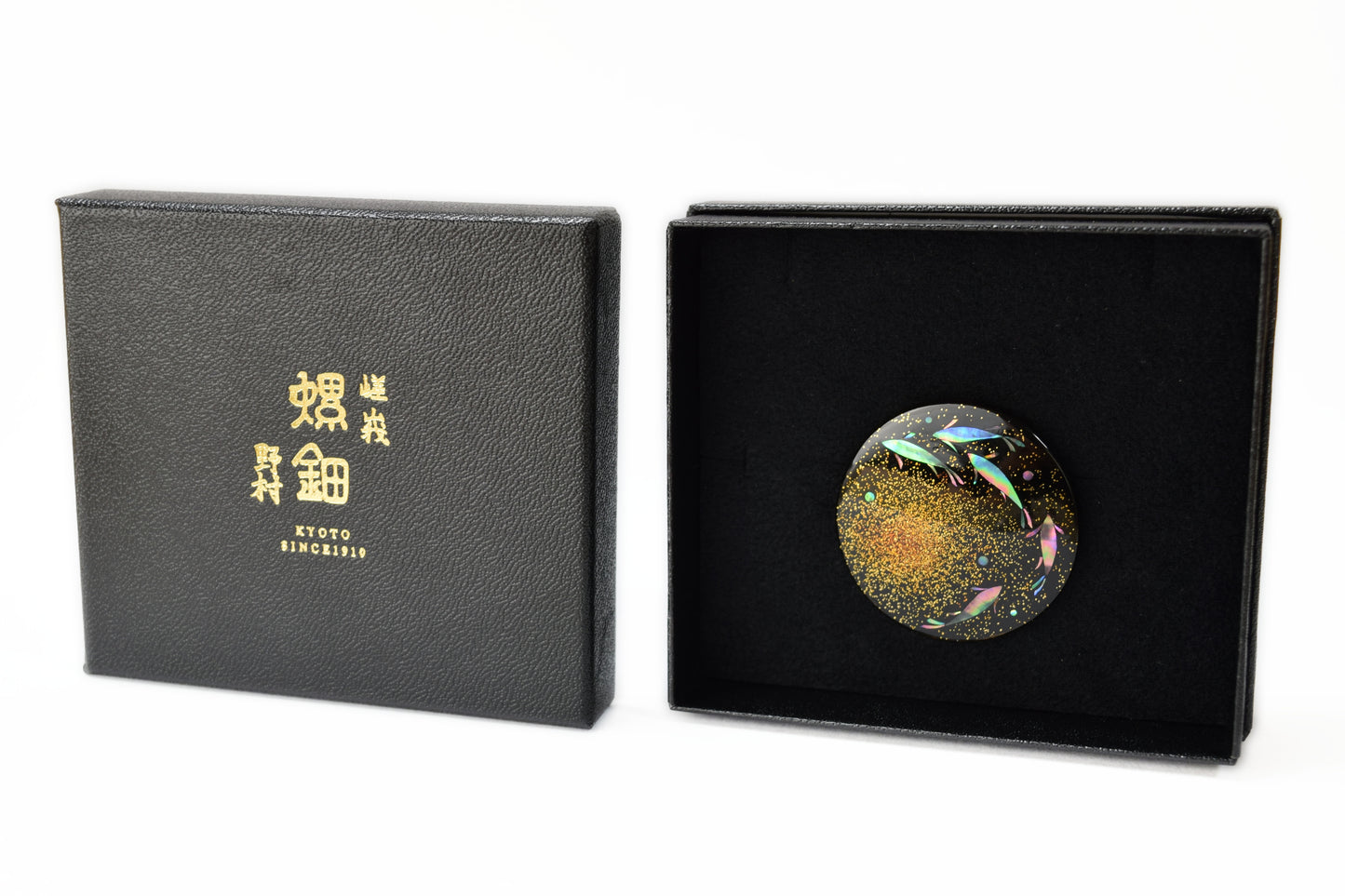 螺鈿ブローチ 鮎 金蒔