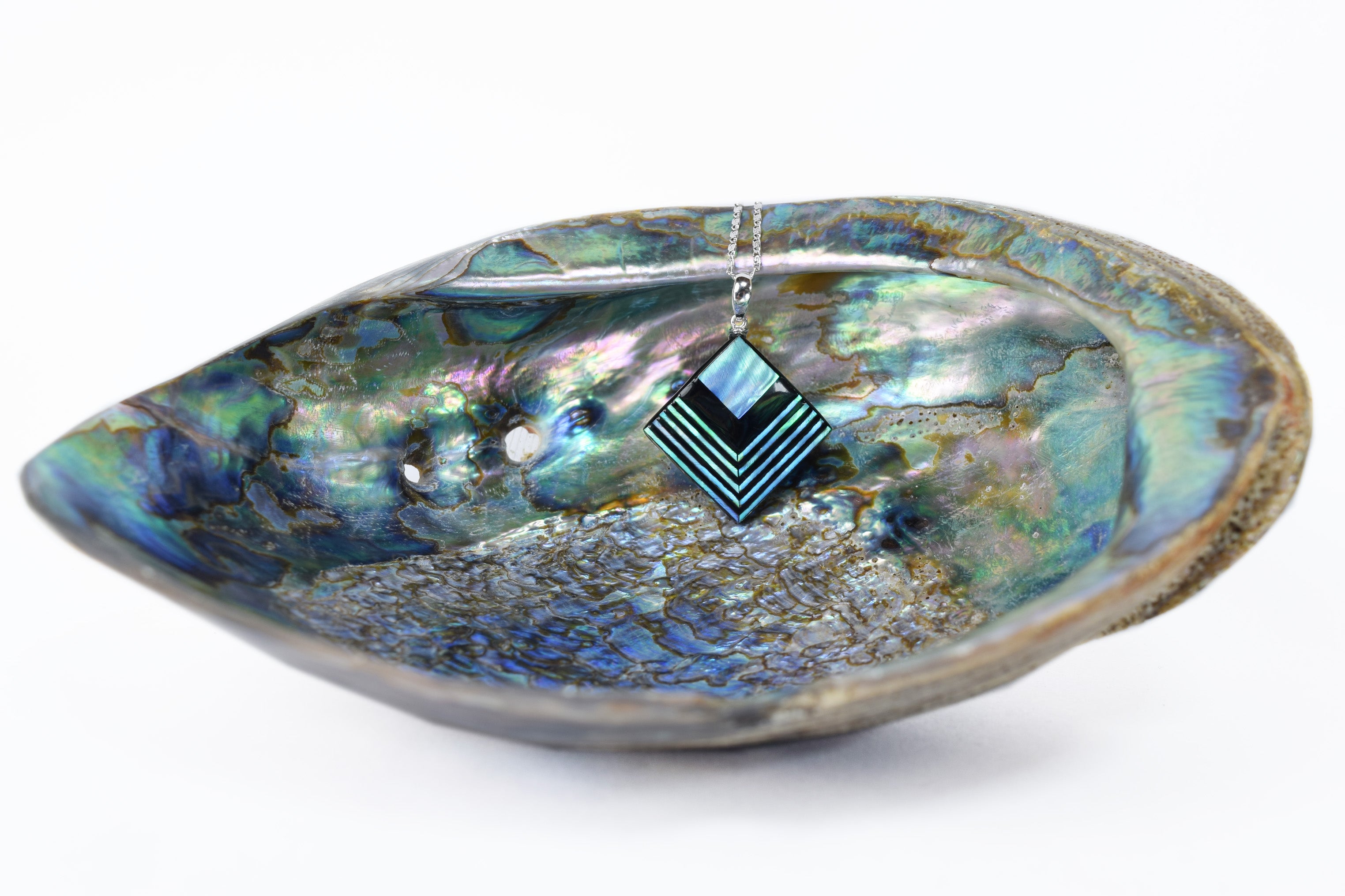 は*や様 ♦西洋アンティーク 銅製 花形 ジュエリートレー 刻印入り 宝石入 骨 SAGARADEN NOMURA - mother-of-pearl inlay jewelry